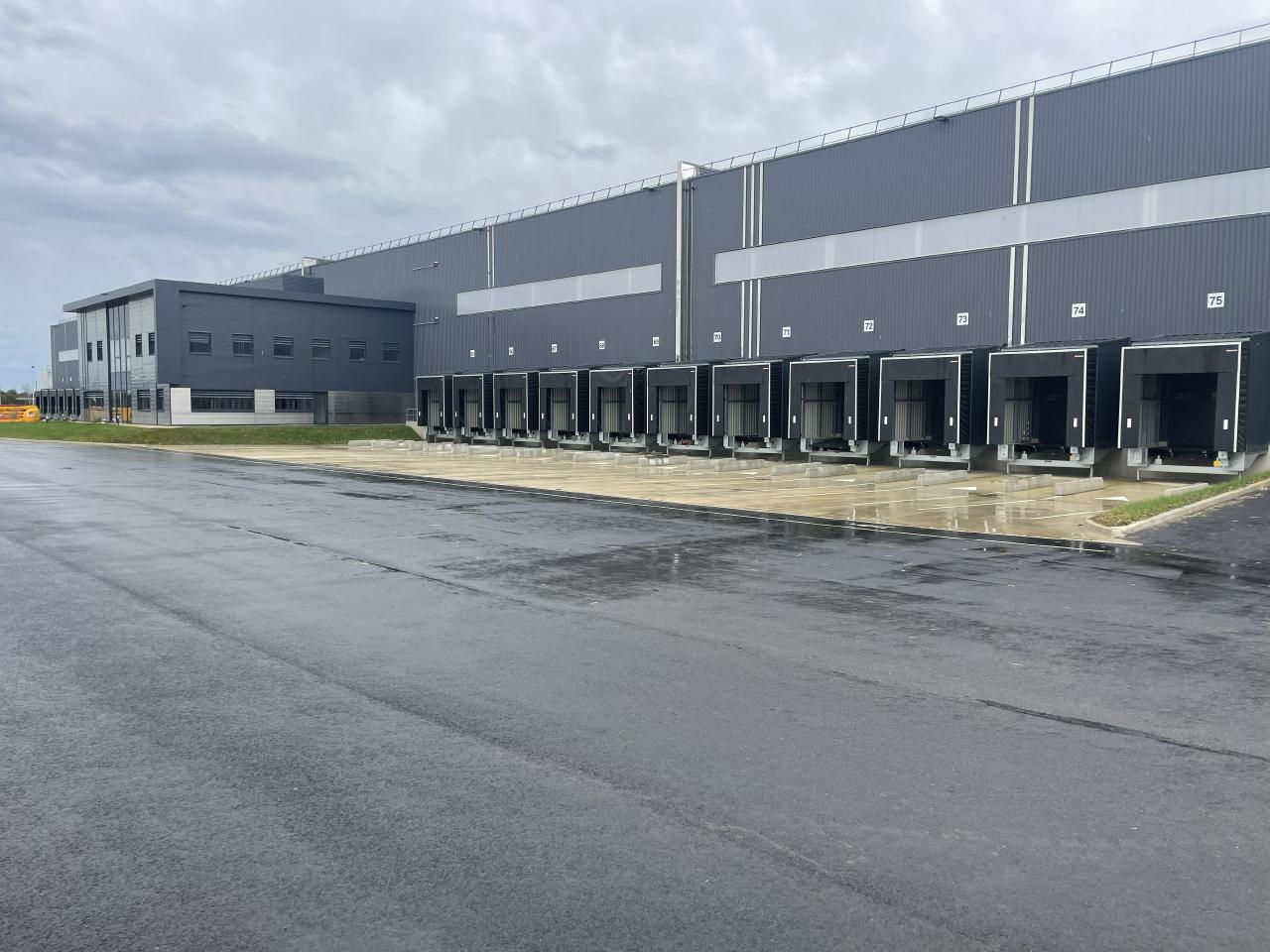 Entrepôt classe a Ablaincourt-Pressoir 18205m² Location entrepôt classe a Ablaincourt-Pressoir Somme OLLOG2106275 0